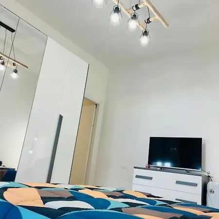 Orizzonte 5 Terre, VIALE ITALIA 221 - Partenza battelli 5 Terre