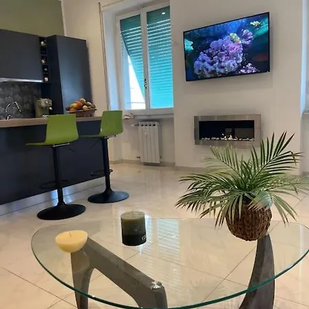 Orizzonte 5 Terre, Viale Italia 221 - Partenza Battelli 5 Terre