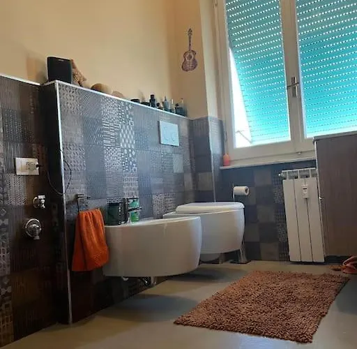 Orizzonte 5 Terre, VIALE ITALIA 221 - Partenza battelli 5 Terre *