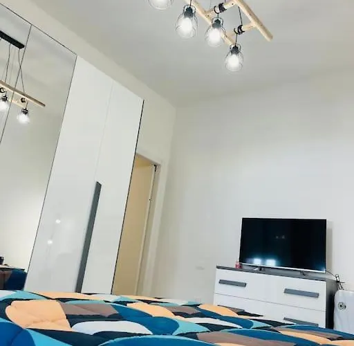 Orizzonte 5 Terre, VIALE ITALIA 221 - Partenza battelli 5 Terre