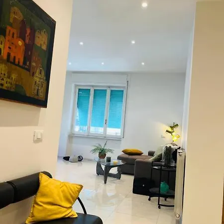 Rent House Viale Italia 221 - Partenza Battelli 5 Terre ラ・スペツィア